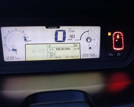 Серый Ситроен С4 Пикассо, объемом двигателя 1.75 л и пробегом 260 тыс. км за 5700 $, фото 15 на Automoto.ua