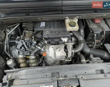 Сірий Сітроен С4 Пікассо, об'ємом двигуна 1.6 л та пробігом 123 тис. км за 5200 $, фото 5 на Automoto.ua