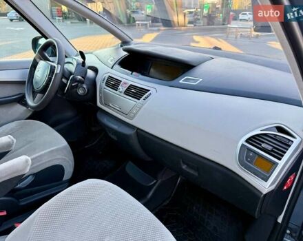 Сірий Сітроен С4 Пікассо, об'ємом двигуна 1.56 л та пробігом 276 тис. км за 5400 $, фото 20 на Automoto.ua