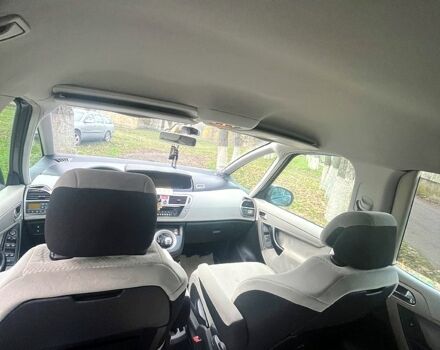 Сірий Сітроен С4 Пікассо, об'ємом двигуна 1.6 л та пробігом 167 тис. км за 5600 $, фото 12 на Automoto.ua