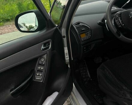 Серый Ситроен С4 Пикассо, объемом двигателя 1.6 л и пробегом 285 тыс. км за 4000 $, фото 1 на Automoto.ua