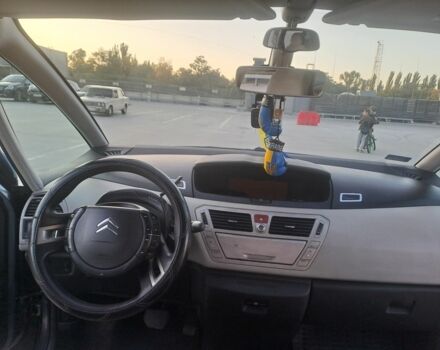 Серый Ситроен С4 Пикассо, объемом двигателя 1.6 л и пробегом 334 тыс. км за 5000 $, фото 19 на Automoto.ua