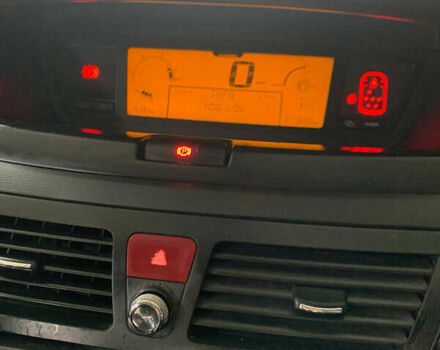 Сірий Сітроен С4 Пікассо, об'ємом двигуна 1.6 л та пробігом 300 тис. км за 5700 $, фото 20 на Automoto.ua