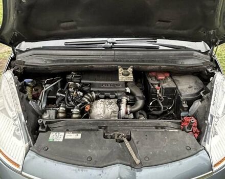 Серый Ситроен С4 Пикассо, объемом двигателя 1.56 л и пробегом 194 тыс. км за 4500 $, фото 9 на Automoto.ua