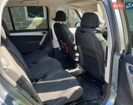 Серый Ситроен С4 Пикассо, объемом двигателя 1.56 л и пробегом 400 тыс. км за 4500 $, фото 7 на Automoto.ua