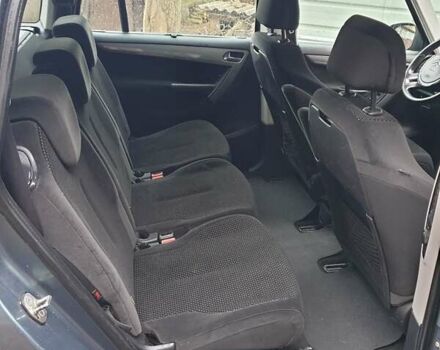 Серый Ситроен С4 Пикассо, объемом двигателя 1.56 л и пробегом 200 тыс. км за 5700 $, фото 4 на Automoto.ua