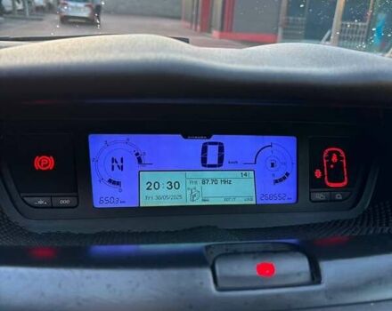 Серый Ситроен С4 Пикассо, объемом двигателя 1.56 л и пробегом 268 тыс. км за 5400 $, фото 12 на Automoto.ua