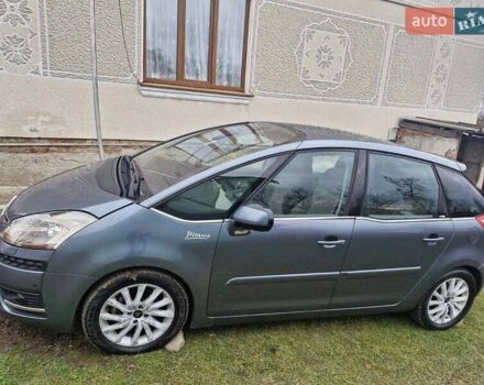 Серый Ситроен С4 Пикассо, объемом двигателя 2 л и пробегом 281 тыс. км за 5100 $, фото 2 на Automoto.ua