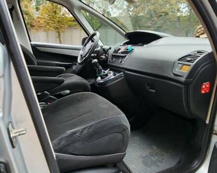 Сірий Сітроен С4 Пікассо, об'ємом двигуна 1.56 л та пробігом 270 тис. км за 5400 $, фото 10 на Automoto.ua