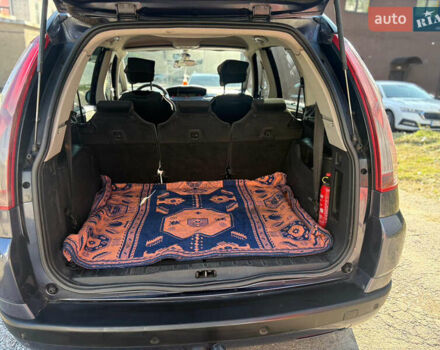 Сірий Сітроен С4 Пікассо, об'ємом двигуна 1.56 л та пробігом 242 тис. км за 5500 $, фото 17 на Automoto.ua