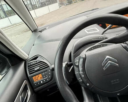 Серый Ситроен С4 Пикассо, объемом двигателя 1.56 л и пробегом 187 тыс. км за 4900 $, фото 22 на Automoto.ua