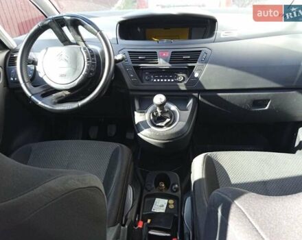 Серый Ситроен С4 Пикассо, объемом двигателя 1.75 л и пробегом 250 тыс. км за 5500 $, фото 9 на Automoto.ua