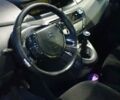 Серый Ситроен С4 Пикассо, объемом двигателя 1.56 л и пробегом 200 тыс. км за 5700 $, фото 18 на Automoto.ua
