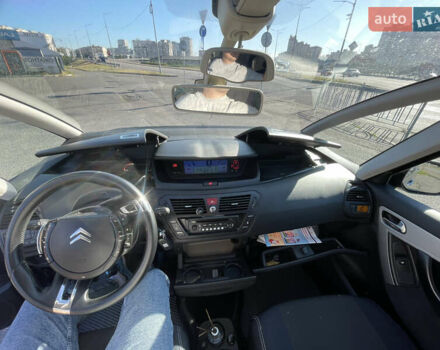 Серый Ситроен С4 Пикассо, объемом двигателя 1.56 л и пробегом 309 тыс. км за 5900 $, фото 6 на Automoto.ua