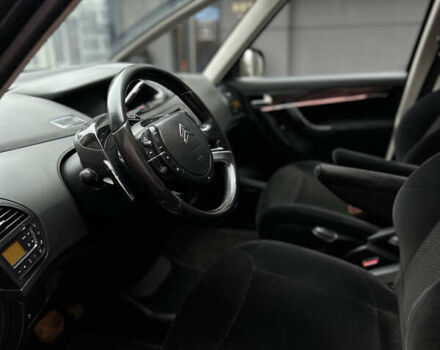 Серый Ситроен С4 Пикассо, объемом двигателя 1.56 л и пробегом 267 тыс. км за 5900 $, фото 13 на Automoto.ua