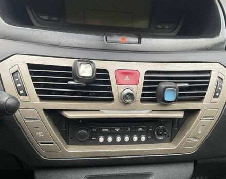 Серый Ситроен С4 Пикассо, объемом двигателя 1.56 л и пробегом 297 тыс. км за 4300 $, фото 5 на Automoto.ua