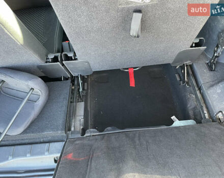 Серый Ситроен С4 Пикассо, объемом двигателя 1.56 л и пробегом 309 тыс. км за 5900 $, фото 16 на Automoto.ua