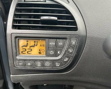 Серый Ситроен С4 Пикассо, объемом двигателя 1.56 л и пробегом 194 тыс. км за 4500 $, фото 11 на Automoto.ua