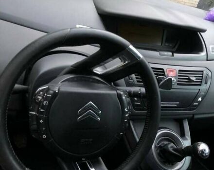 Сірий Сітроен С4 Пікассо, об'ємом двигуна 1.6 л та пробігом 300 тис. км за 4800 $, фото 13 на Automoto.ua