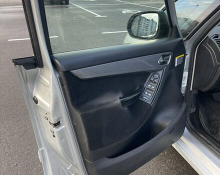 Серый Ситроен С4 Пикассо, объемом двигателя 1.56 л и пробегом 218 тыс. км за 4999 $, фото 11 на Automoto.ua