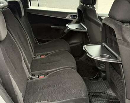 Серый Ситроен С4 Пикассо, объемом двигателя 1.56 л и пробегом 187 тыс. км за 4900 $, фото 14 на Automoto.ua