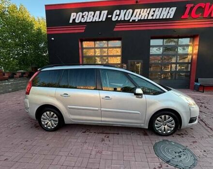 Серый Ситроен С4 Пикассо, объемом двигателя 1.56 л и пробегом 268 тыс. км за 5400 $, фото 3 на Automoto.ua