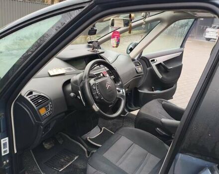 Серый Ситроен С4 Пикассо, объемом двигателя 2 л и пробегом 387 тыс. км за 6200 $, фото 2 на Automoto.ua