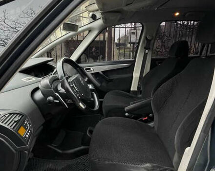 Сірий Сітроен С4 Пікассо, об'ємом двигуна 1.56 л та пробігом 245 тис. км за 5100 $, фото 14 на Automoto.ua