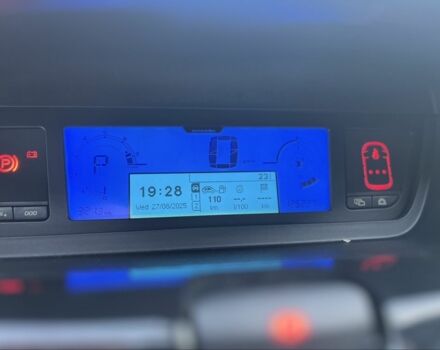 Сірий Сітроен С4 Пікассо, об'ємом двигуна 1.6 л та пробігом 125 тис. км за 5750 $, фото 15 на Automoto.ua