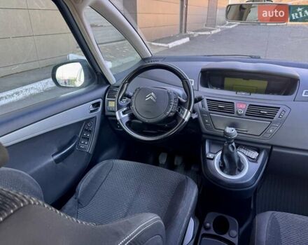 Серый Ситроен С4 Пикассо, объемом двигателя 1.8 л и пробегом 187 тыс. км за 3999 $, фото 3 на Automoto.ua