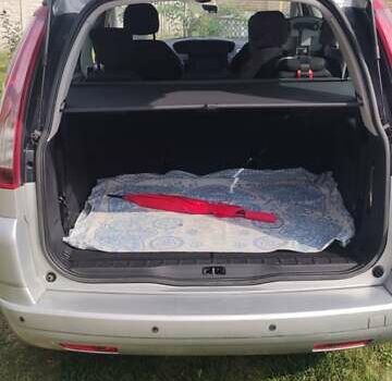 Сірий Сітроен С4 Пікассо, об'ємом двигуна 1.56 л та пробігом 221 тис. км за 4500 $, фото 12 на Automoto.ua