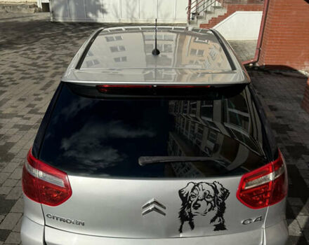 Серый Ситроен С4 Пикассо, объемом двигателя 2 л и пробегом 351 тыс. км за 5800 $, фото 10 на Automoto.ua