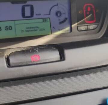 Сірий Сітроен С4 Пікассо, об'ємом двигуна 1.56 л та пробігом 221 тис. км за 4500 $, фото 8 на Automoto.ua