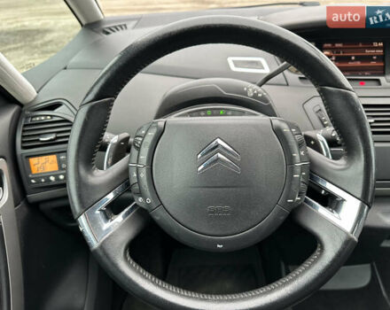 Серый Ситроен С4 Пикассо, объемом двигателя 1.6 л и пробегом 184 тыс. км за 5500 $, фото 16 на Automoto.ua