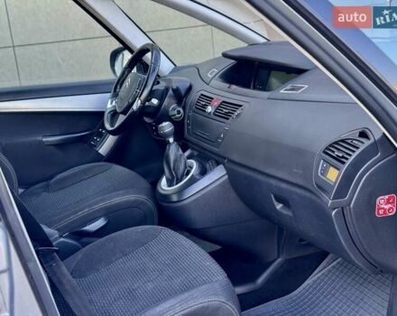 Серый Ситроен С4 Пикассо, объемом двигателя 1.8 л и пробегом 187 тыс. км за 3999 $, фото 2 на Automoto.ua