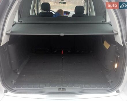 Серый Ситроен С4 Пикассо, объемом двигателя 1.6 л и пробегом 192 тыс. км за 4700 $, фото 6 на Automoto.ua