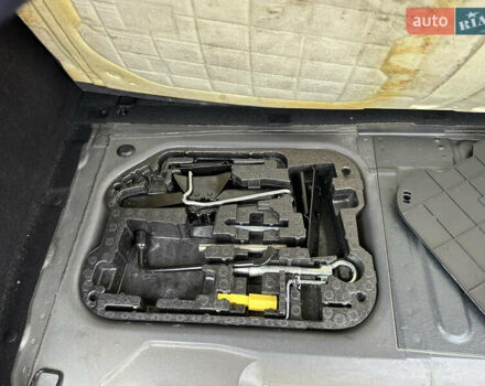 Серый Ситроен С4 Пикассо, объемом двигателя 1.6 л и пробегом 184 тыс. км за 5500 $, фото 21 на Automoto.ua