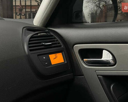 Сірий Сітроен С4 Пікассо, об'ємом двигуна 1.56 л та пробігом 245 тис. км за 5100 $, фото 27 на Automoto.ua