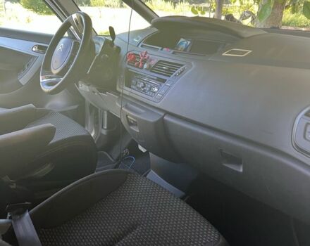 Ситроен С4 Пикассо 2009 в Коломые на Automoto.ua Серый Ситроен С4 Пикассо, объемом двигателя 1.6 л и пробегом 140 тыс. км за 7500 $, фото 8 на Automoto.ua