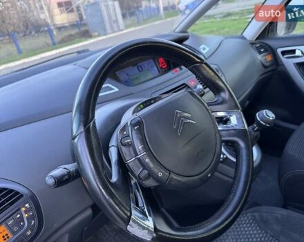 Серый Ситроен С4 Пикассо, объемом двигателя 1.8 л и пробегом 187 тыс. км за 3999 $, фото 25 на Automoto.ua