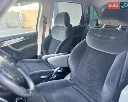 Серый Ситроен С4 Пикассо, объемом двигателя 1.6 л и пробегом 125 тыс. км за 5400 $, фото 24 на Automoto.ua