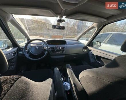 Серый Ситроен С4 Пикассо, объемом двигателя 1.6 л и пробегом 310 тыс. км за 5800 $, фото 9 на Automoto.ua