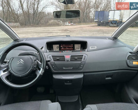Серый Ситроен С4 Пикассо, объемом двигателя 1.6 л и пробегом 184 тыс. км за 5500 $, фото 14 на Automoto.ua