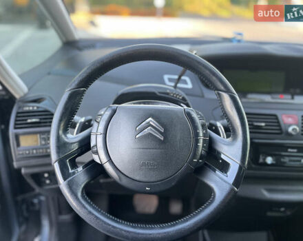 Серый Ситроен С4 Пикассо, объемом двигателя 1.6 л и пробегом 125 тыс. км за 5400 $, фото 30 на Automoto.ua