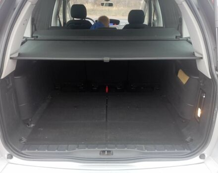 Серый Ситроен С4 Пикассо, объемом двигателя 1.6 л и пробегом 192 тыс. км за 4700 $, фото 7 на Automoto.ua