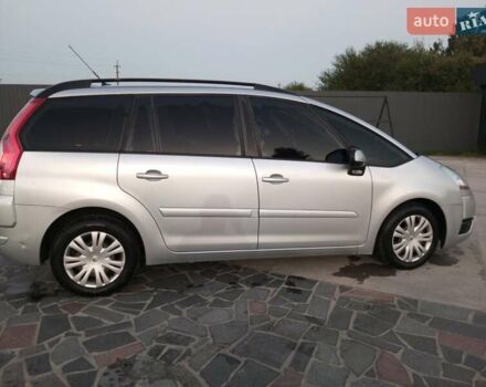 Серый Ситроен С4 Пикассо, объемом двигателя 1.56 л и пробегом 305 тыс. км за 6500 $, фото 3 на Automoto.ua