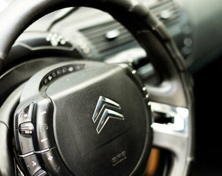 Серый Ситроен С4 Пикассо, объемом двигателя 1.6 л и пробегом 285 тыс. км за 5400 $, фото 9 на Automoto.ua