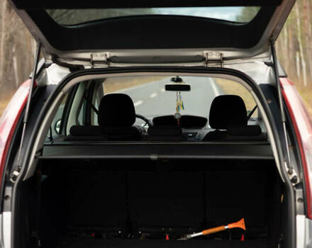 Серый Ситроен С4 Пикассо, объемом двигателя 1.6 л и пробегом 285 тыс. км за 5400 $, фото 6 на Automoto.ua