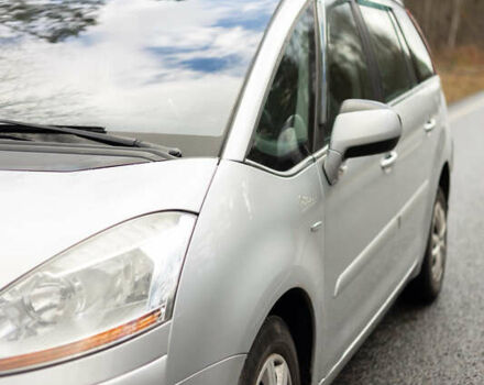 Серый Ситроен С4 Пикассо, объемом двигателя 1.6 л и пробегом 285 тыс. км за 5400 $, фото 1 на Automoto.ua