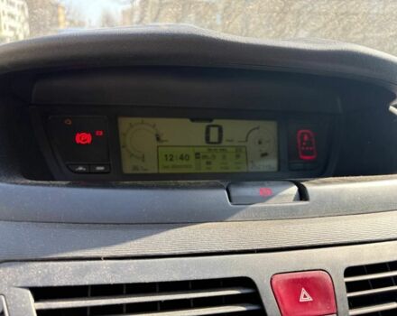 Серый Ситроен С4 Пикассо, объемом двигателя 1.6 л и пробегом 255 тыс. км за 3600 $, фото 17 на Automoto.ua